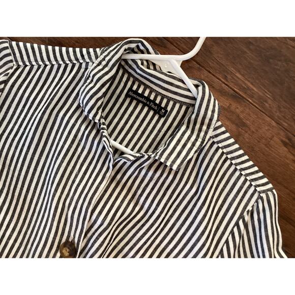 Abercrombie‎ & Fitch Women's Striped Button Front Shirt Dress White Black Medium - Picture 4 of 8